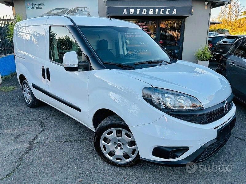 Usata Fiat Doblò 95 CV (69 kW) 2018 Bianco Monovolume