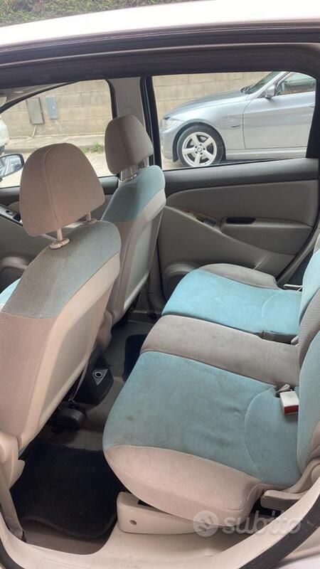 Usata Fiat Idea 2004 Grigio Monovolume