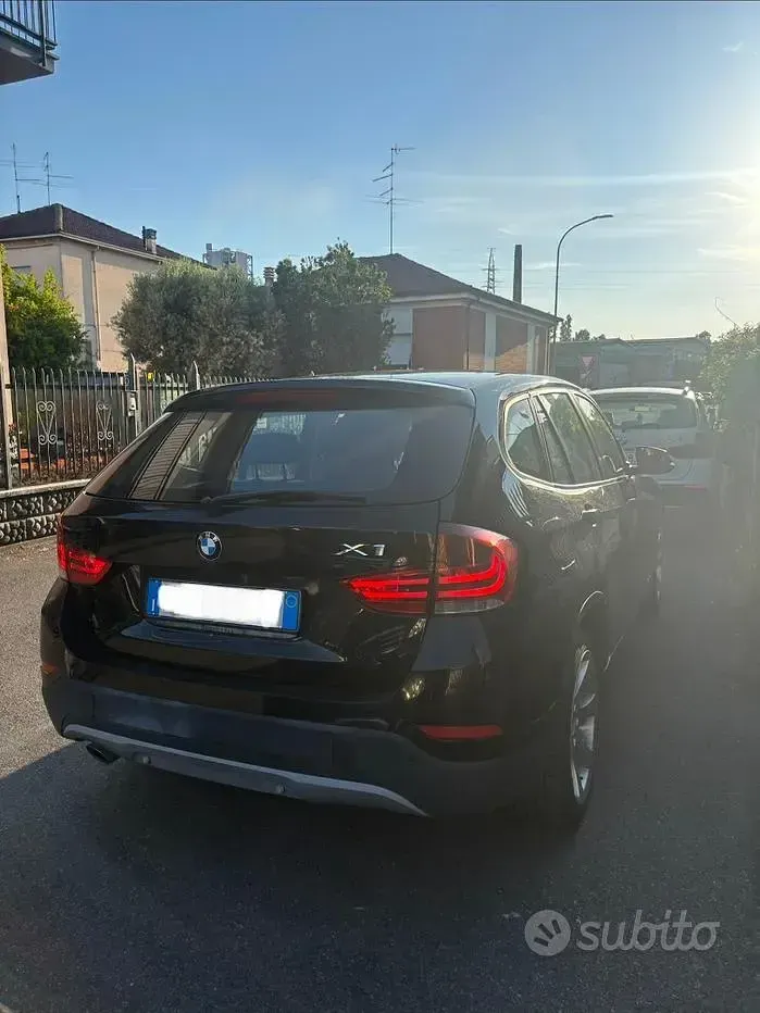 Usata BMW X1 116 CV (85 kW) 2012 Nero SUV