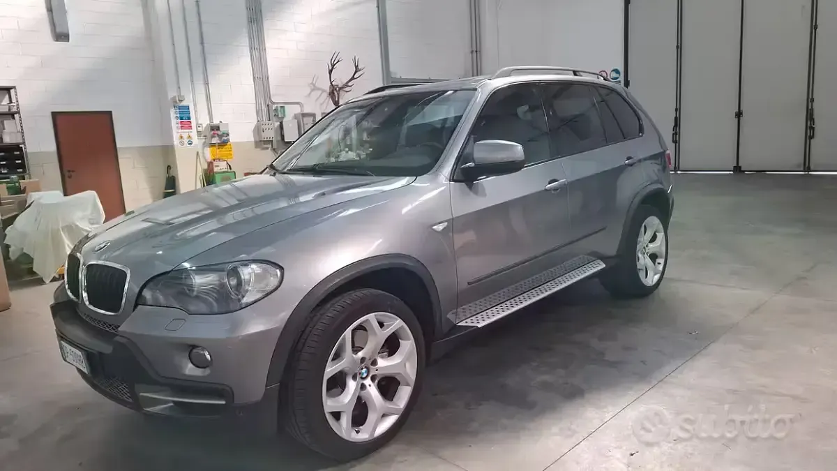 Usata BMW X5 Sport Line 235 CV (172 kW) 2008 Grigio SUV
