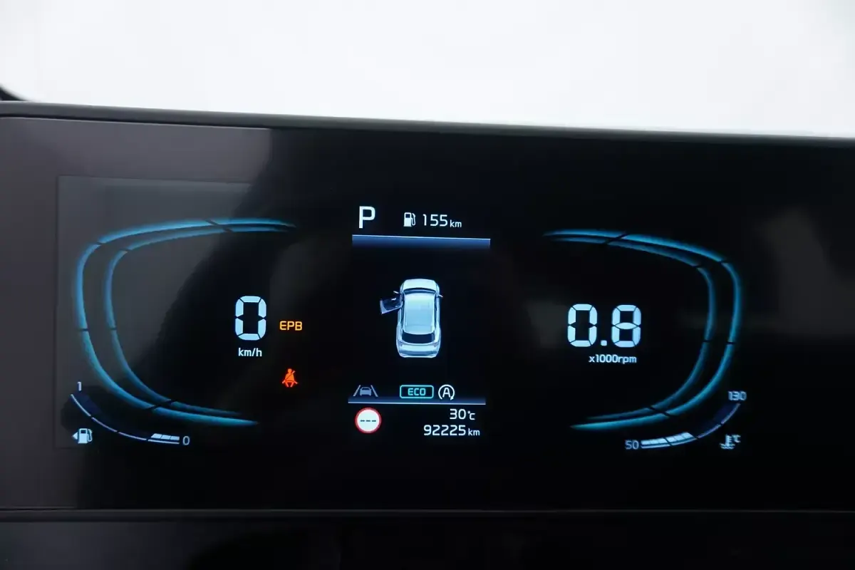 Usata Kia Sportage 136 CV (100 kW) 2023 Verde scuroverde scuro SUV