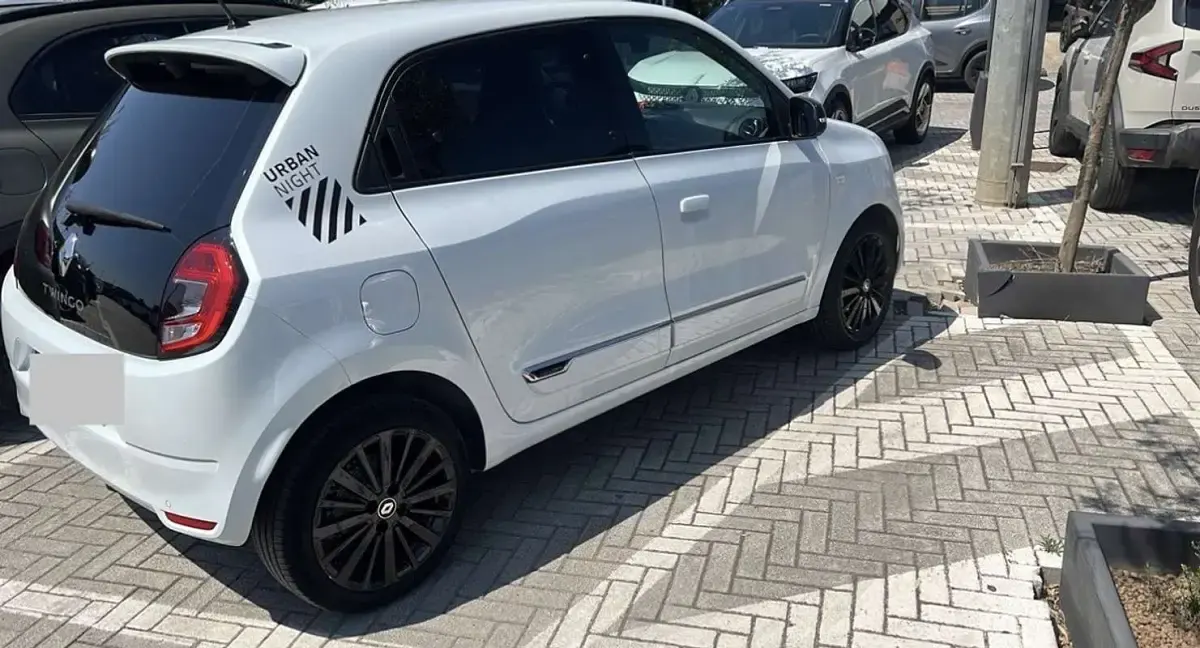 Usata Renault Twingo Urban Night 65 CV (47 kW) 2023 Bianco Utilitaria