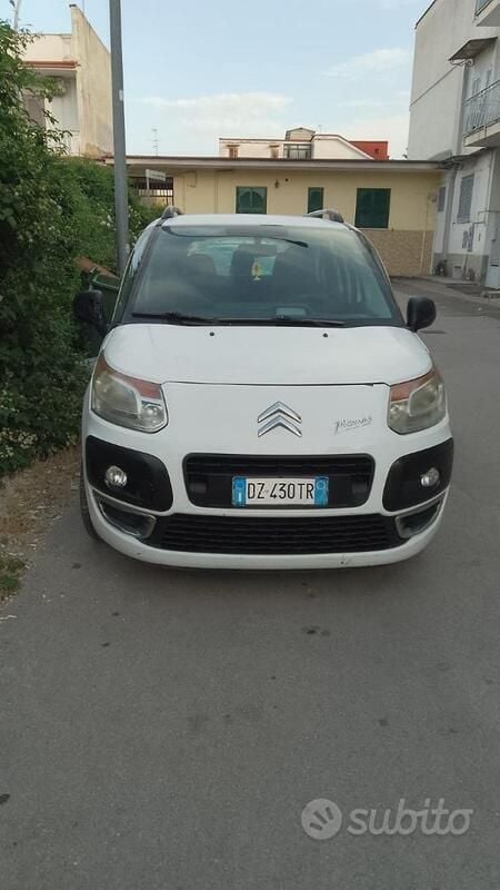 Usata Citroën C3 Picasso 92 CV (67 kW) 2011 Bianco Monovolume