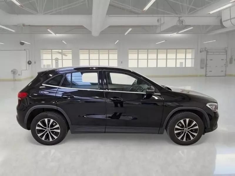 Usata Mercedes GLA250 160 CV (117 kW) 2021 Nero SUV