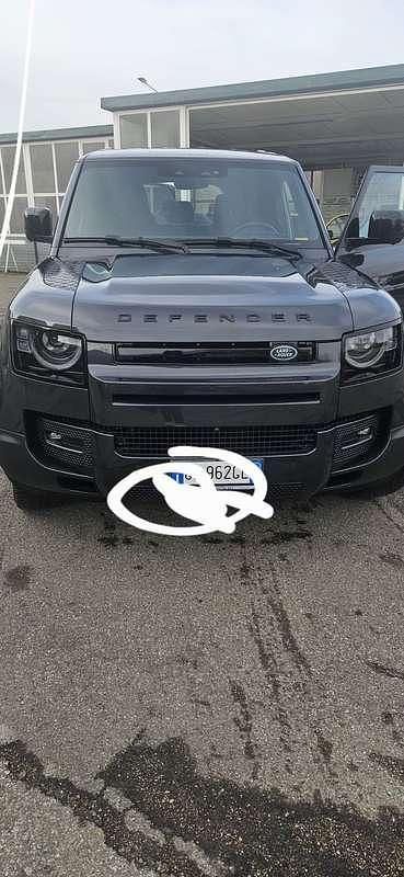 Usata Land Rover Defender 241 CV (177 kW) 2023 Grigio SUV