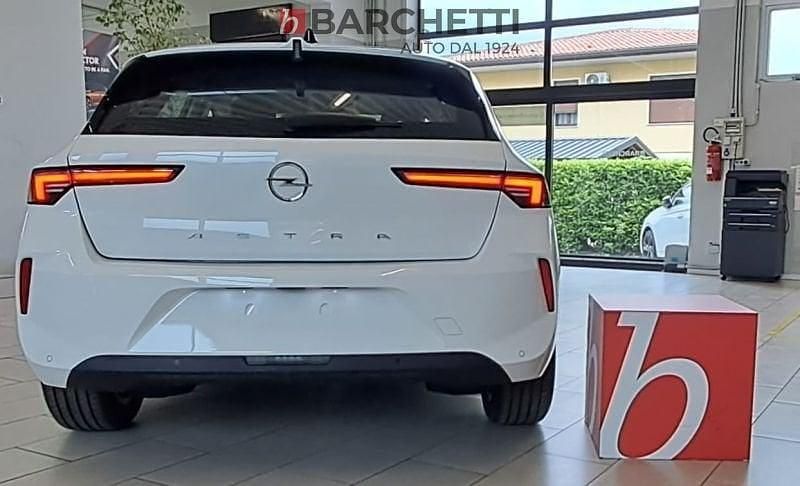 Usata Opel Astra Edition 110 CV (80 kW) 2023 Bianco Utilitaria