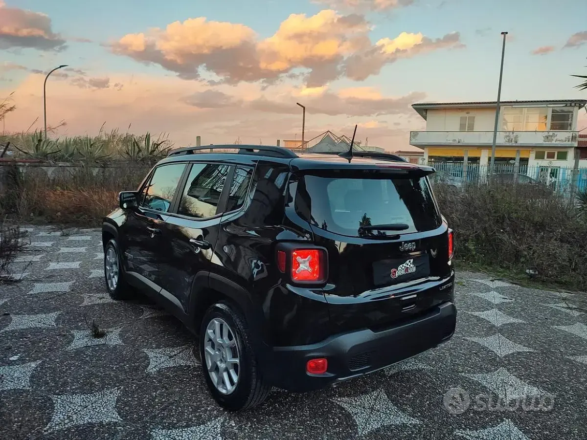 Usata Jeep Renegade Limited 131 CV (96 kW) 2023 Nero SUV