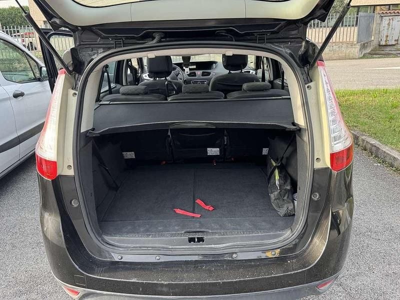 Usata Renault Scénic III Dynamique 110 CV (80 kW) 2010 Monovolume