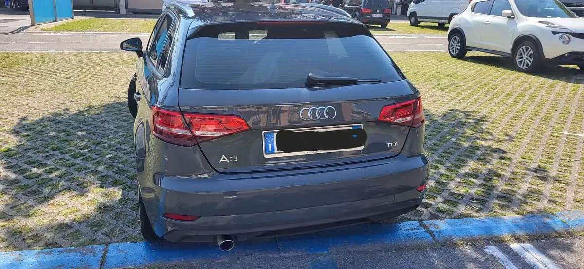 Usata Audi A3 Design 116 CV (85 kW) 2017 Berlina