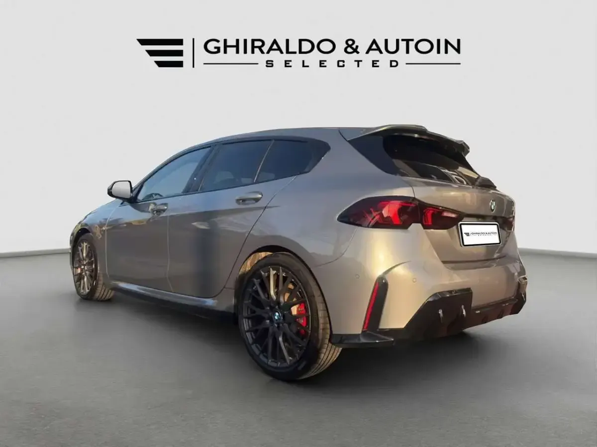 Usata BMW 120 M Sport 170 CV (125 kW) 2025 Grigio Utilitaria