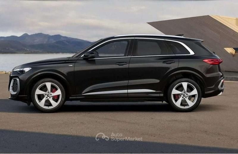 Nuova Audi Q5 S-Line 204 CV (150 kW) 2026 Nero SUV