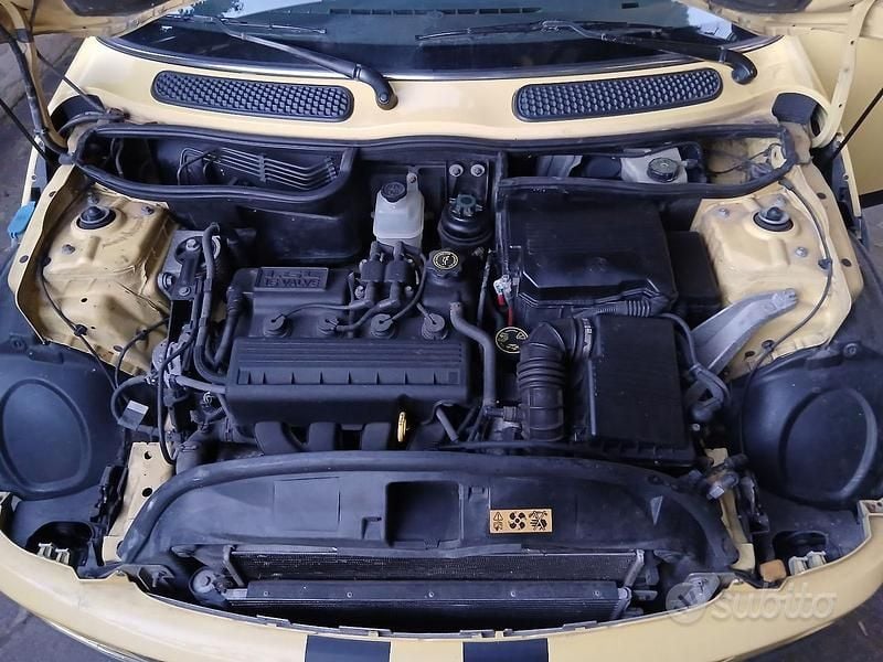 Usata Mini ONE 90 CV (66 kW) 2001 Giallo Utilitaria