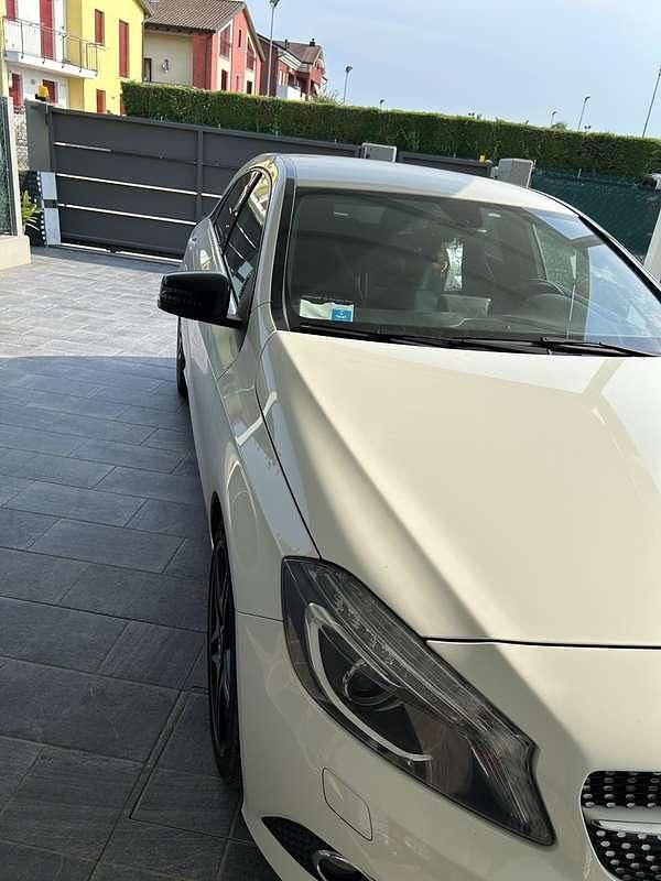 Usata Mercedes A180 SE 109 CV (80 kW) 2014 Monovolume