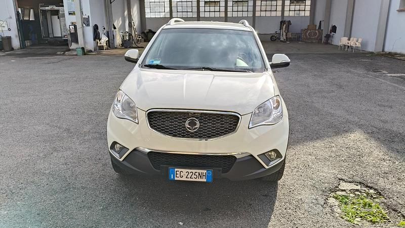 Usata Ssangyong (KGM) Korando 175 CV (128 kW) 2011 Bianco SUV