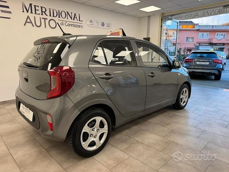 Usata Kia Picanto Style 67 CV (49 kW) 2022 Grigio Utilitaria