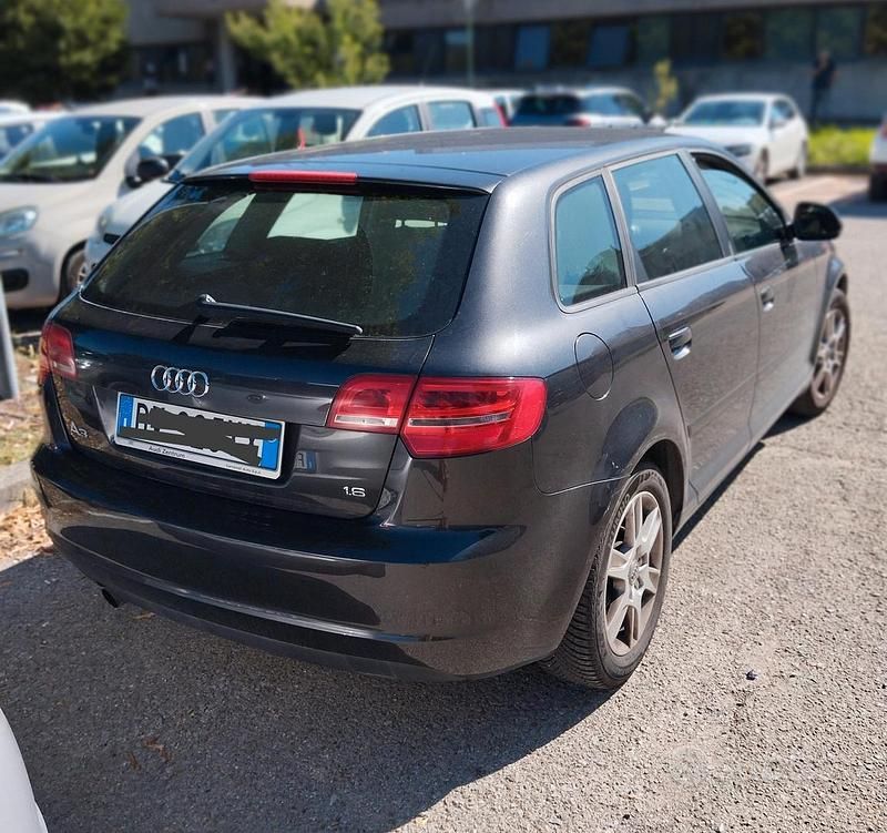 Usata Audi A3 102 CV (75 kW) 2009 Grigio Utilitaria