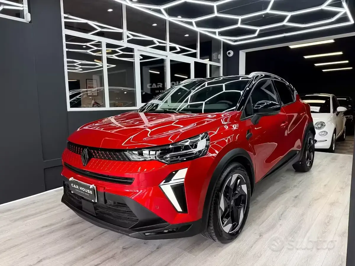 Begagnad Renault Captur Techno 101 HK (74 kW) 2025 Röd SUV