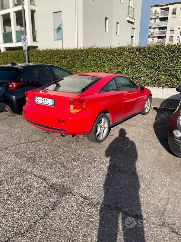Usata Toyota Celica 2000 Rosso Coupé