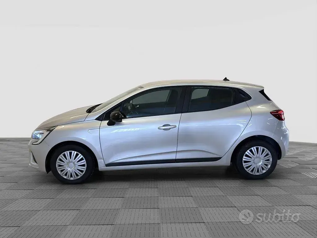 Usata Renault Clio Equilibre 91 CV (66 kW) 2023 Grigio Utilitaria