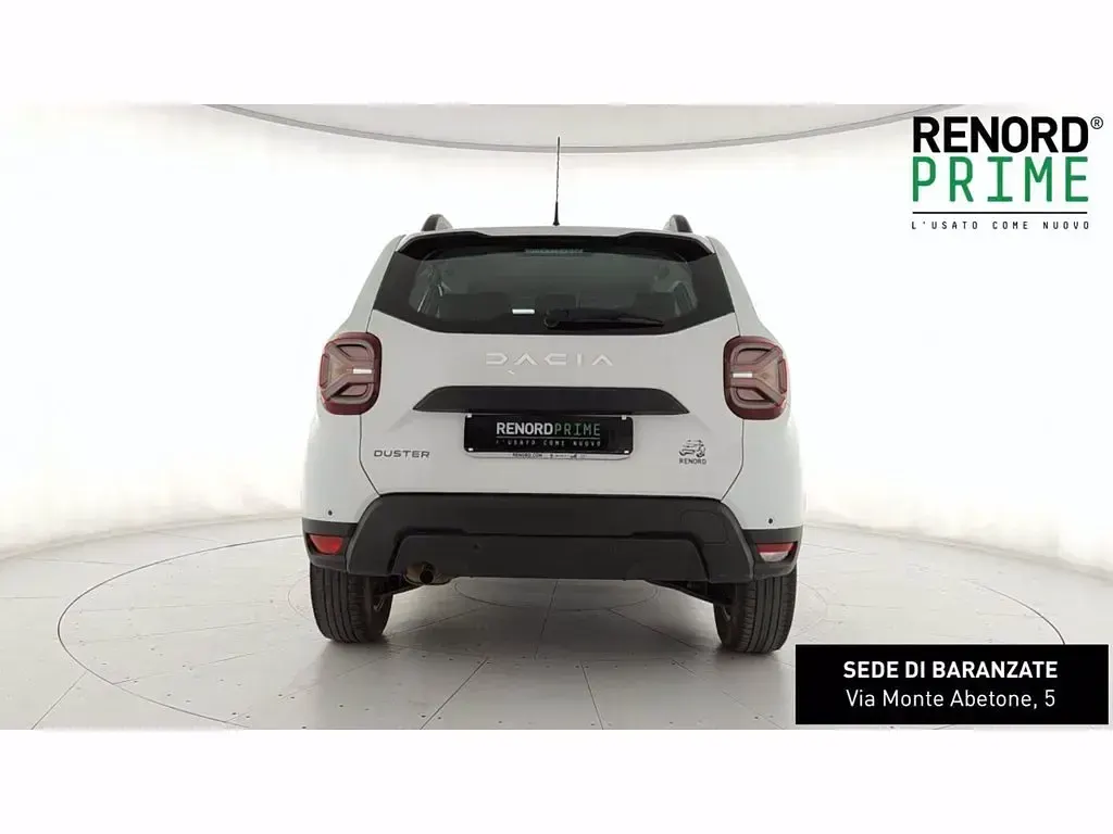 Usata Dacia Duster Comfort 101 CV (74 kW) 2023 Bianco SUV
