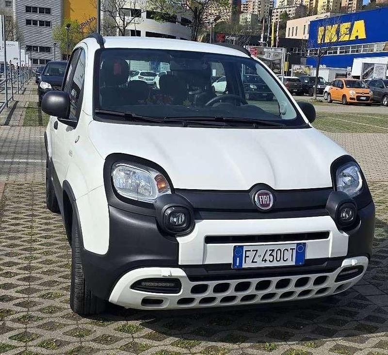 Usata Fiat Panda Cross Cross 69 CV (50 kW) 2019 Bianco Utilitaria