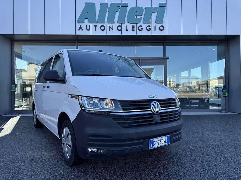 Bianco Usata 2022 VW Caravelle Trendline Monovolume | 31.000 € (Super prezzo) - Immagine 1/4