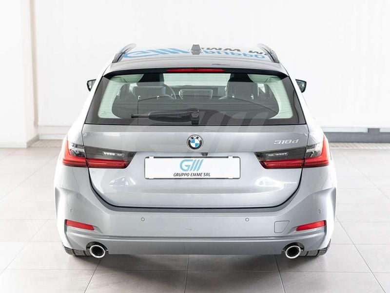 Usata BMW 318 150 CV (110 kW) 2023 Brooklyn grey Station wagon