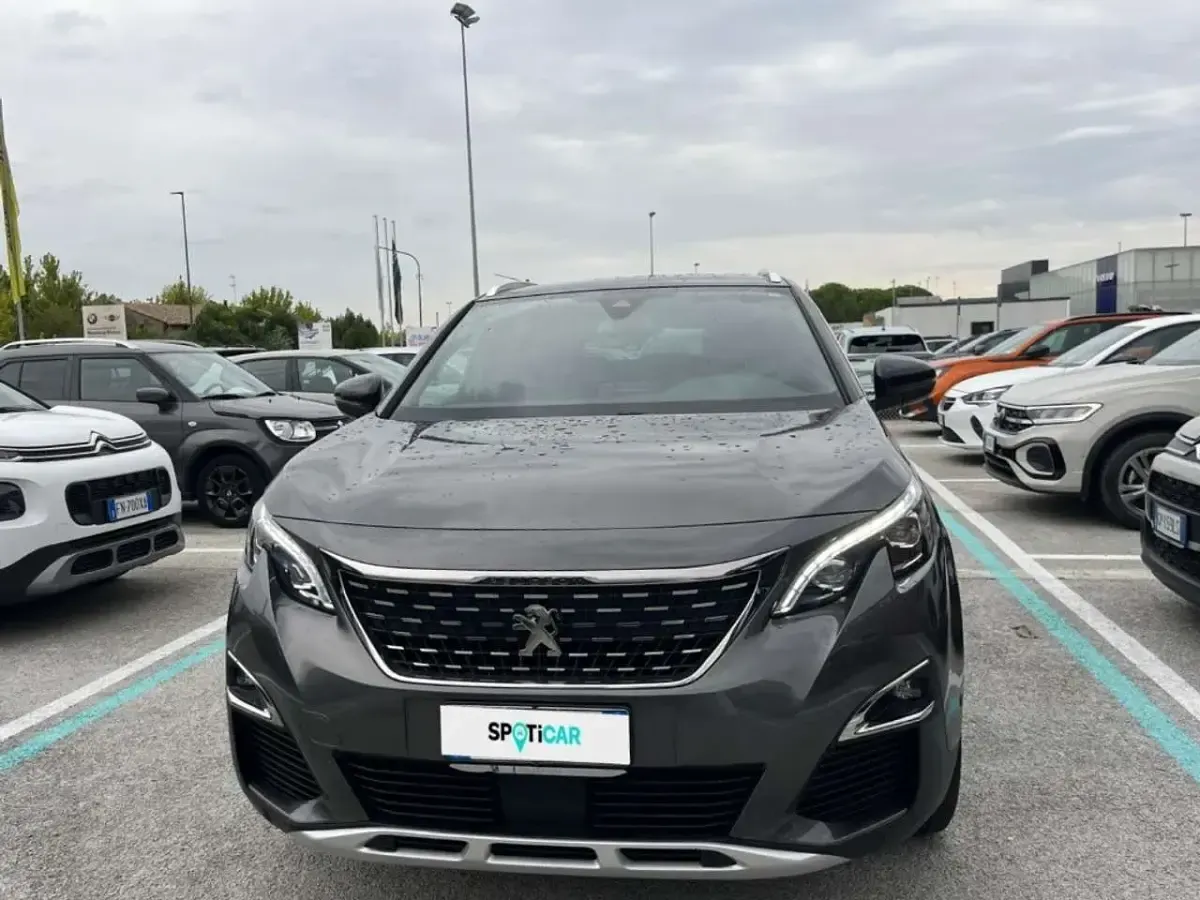 Usata Peugeot 3008 GT-line 131 CV (96 kW) 2020 Grigio amazonite SUV