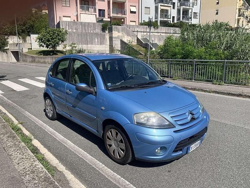 Usata 2007 Citroën C3 Exclusive Tre volumi | 2350 € (Ottimo prezzo) - Immagine 1/4