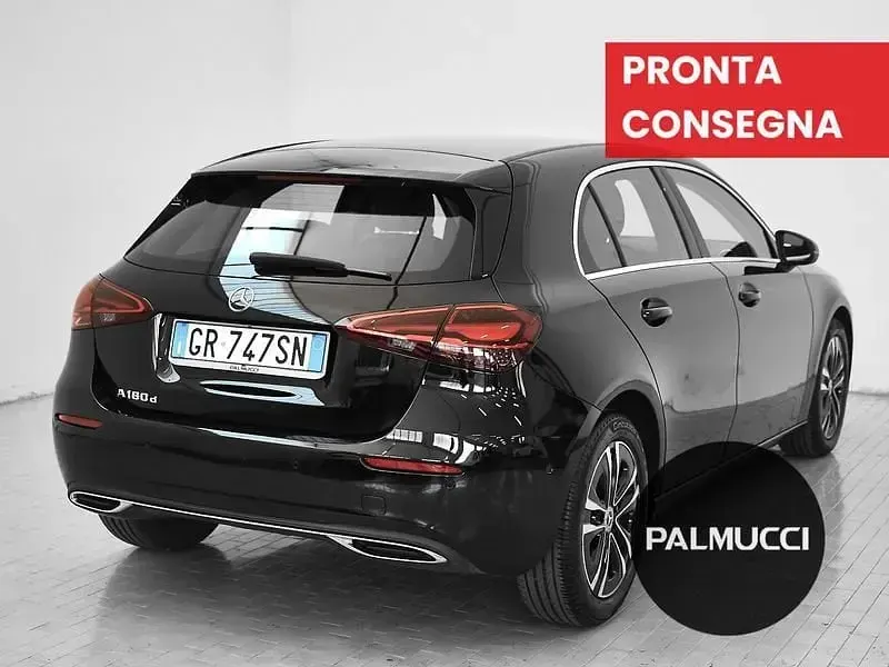 Usata Mercedes A180 Progressive 116 CV (85 kW) 2023 Nero Utilitaria