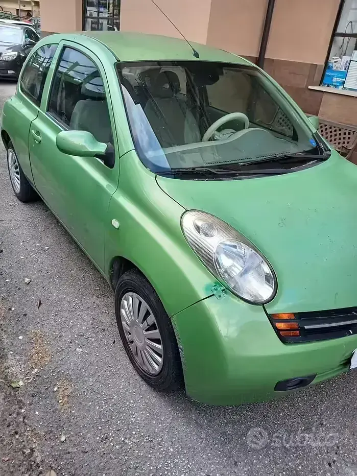 Usata Nissan Micra 54 CV (39 kW) 2003 Verde Utilitaria