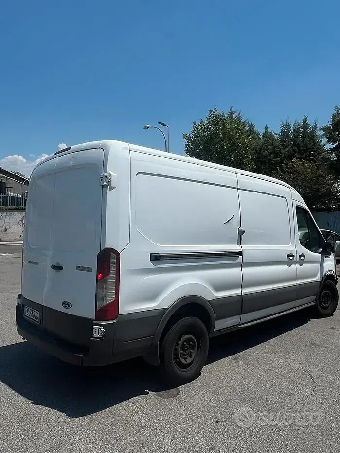 Usata Ford Transit 131 CV (96 kW) 2016 Bianco Furgone