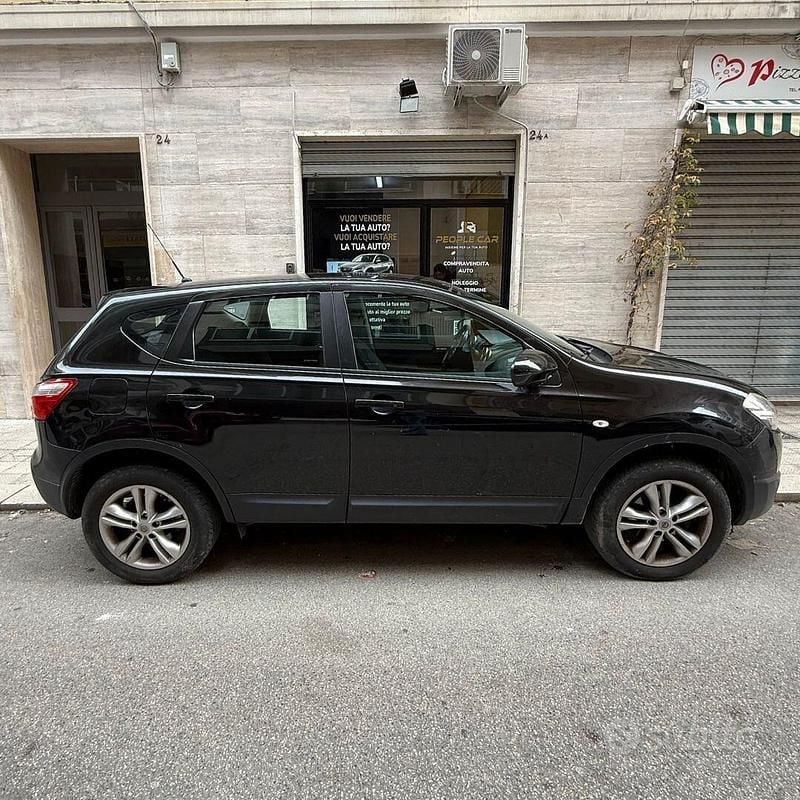 Usata Nissan Qashqai Visia 110 CV (80 kW) 2011 Nero SUV