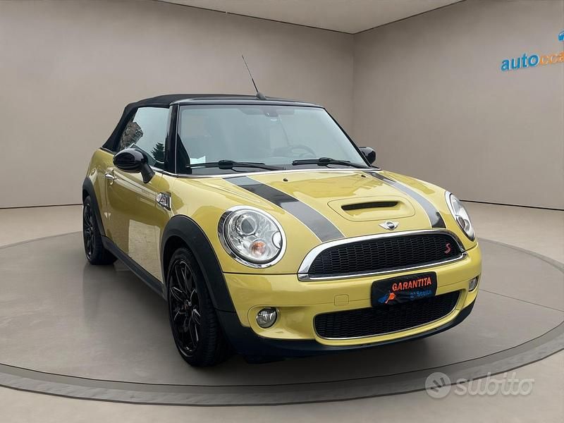 Usata Mini Cooper S Cabriolet 175 CV (128 kW) 2009 Giallo Cabrio