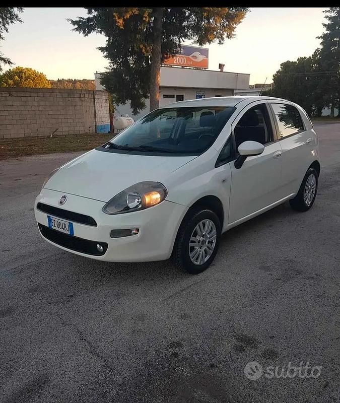 Usata Fiat Grande Punto 2015 Bianco Utilitaria