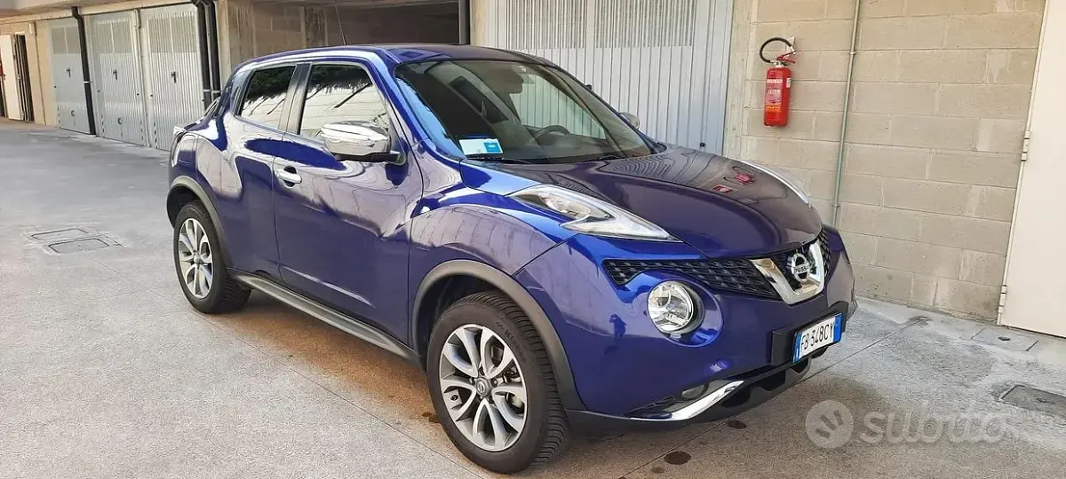Usata Nissan Juke 115 CV (84 kW) 2015 Bluazzurro SUV
