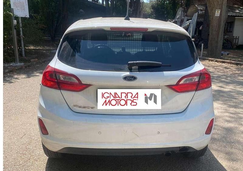 Usata Ford Fiesta Trend 86 CV (63 kW) 2019 Grigio Utilitaria