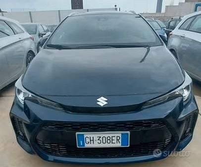 Usata Suzuki Swace 98 CV (72 kW) 2021 Blu Station wagon