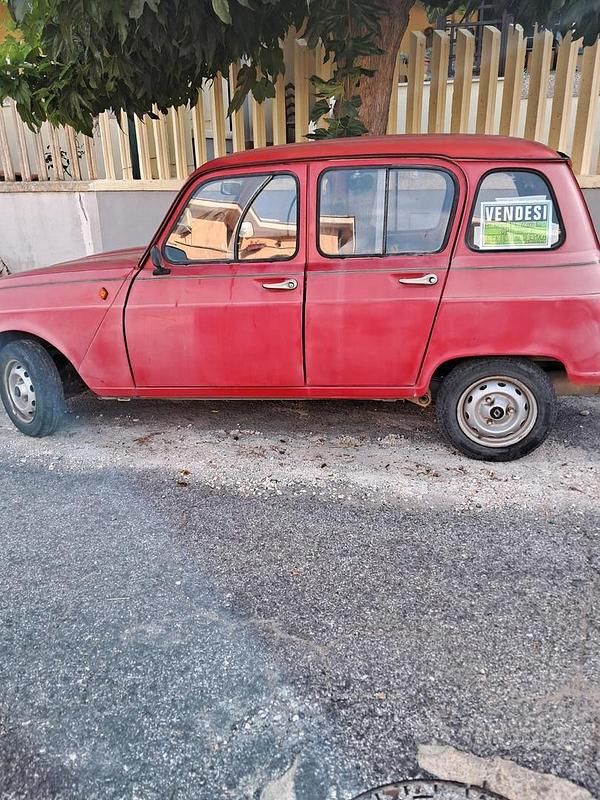 Usata Renault R4 33 CV (24 kW) 1990 Utilitaria