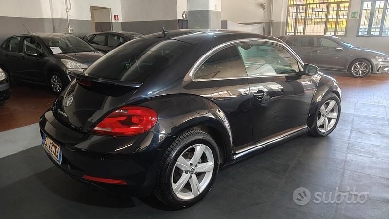 Usata VW Beetle Edition 160 CV (117 kW) 2012 Nero Utilitaria