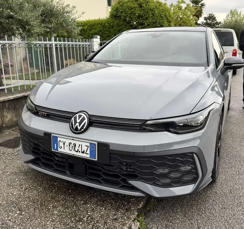 Usata VW Golf VIII GTI 265 CV (194 kW) 2025 Berlina