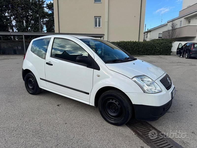 Occasion Citroën C2 70 ch (51 kW) 2008 Blanc Citadine