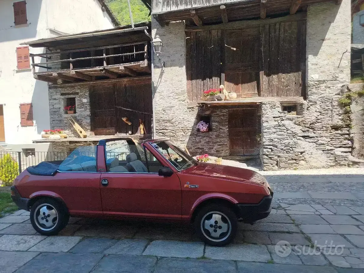 Usata Fiat Ritmo 85 CV (62 kW) 1982 Rosso Cabrio