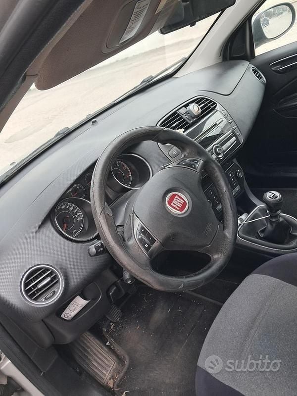 Usata Fiat Bravo 120 CV (88 kW) 2010 Grigio Utilitaria