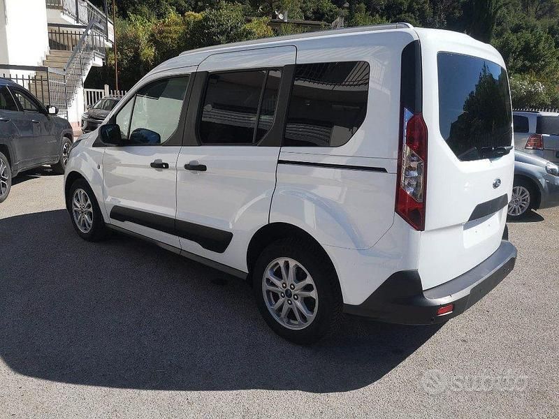 Usata Ford Tourneo Connect Titanium 120 CV (88 kW) 2020 Bianco Monovolume
