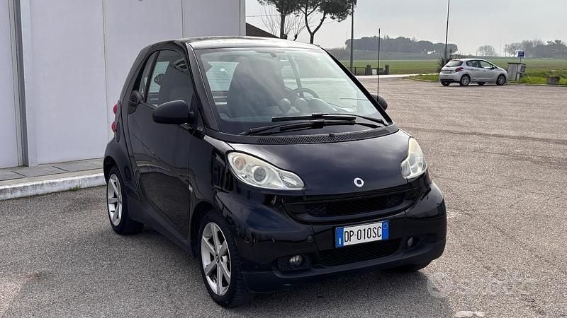 Usata Smart ForTwo Cabrio Passion 45 CV (33 kW) 2008 Nero Cabrio