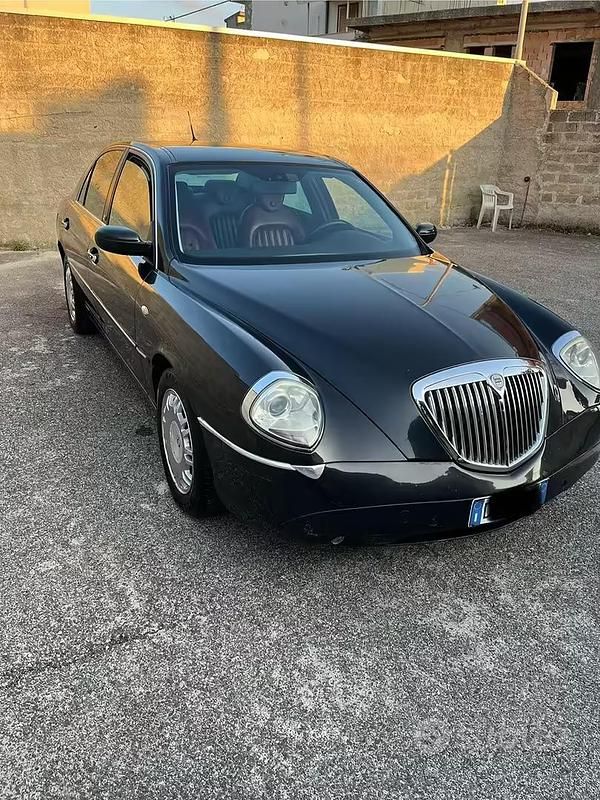 Usata Lancia Thesis 185 CV (136 kW) 2007 Berlina