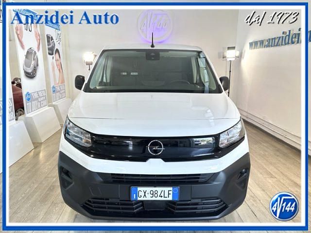 Usata Opel Combo 102 CV (75 kW) 2025 Bianco pastello Monovolume