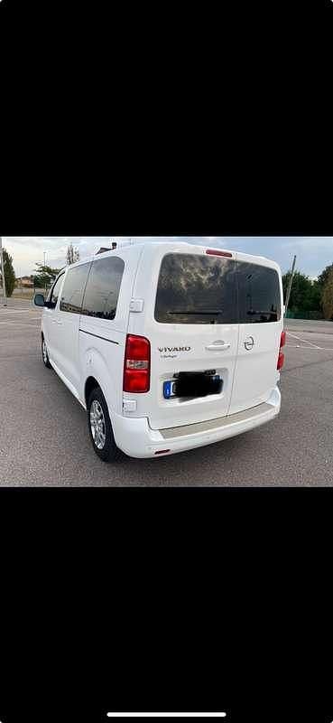 Usata Opel Zafira Life Business 144 CV (105 kW) 2021 Monovolume