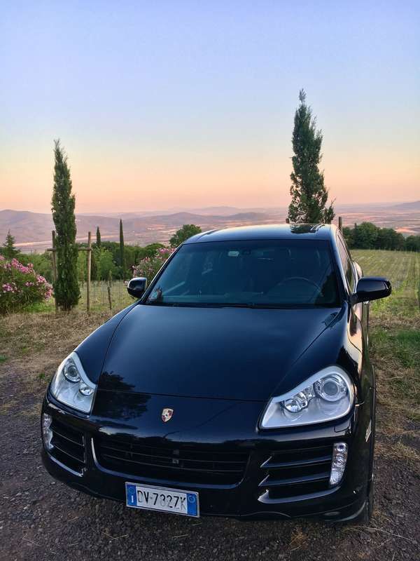 Nero Usata 2009 Porsche Cayenne SUV | 14.990 € (Buon prezzo) - Immagine 1/4